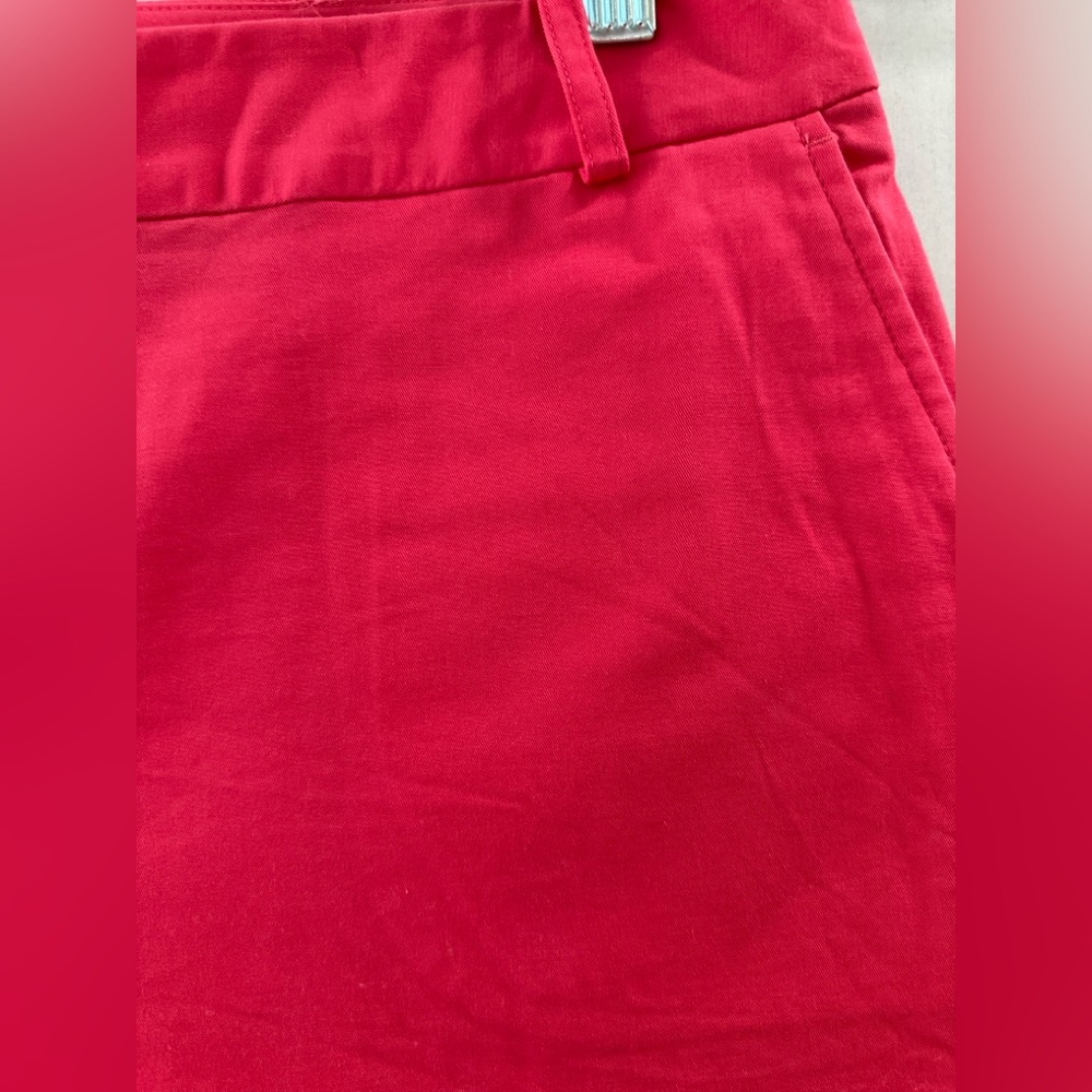 PRELOVED SZ 14 Talbots Vibrant Deep Pink/Red Women's Bermuda shorts - Picture 2 of 8